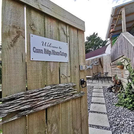 Crown Ridge Miners Cottage Karangahake Exterior foto