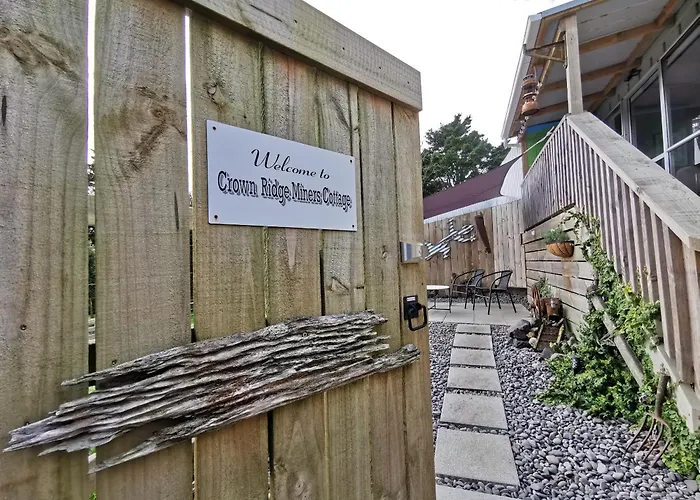 Crown Ridge Miners Cottage