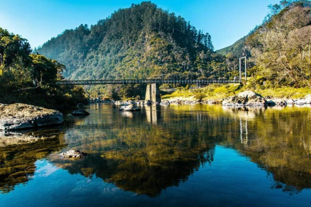 Crown Ridge Miners * Karangahake